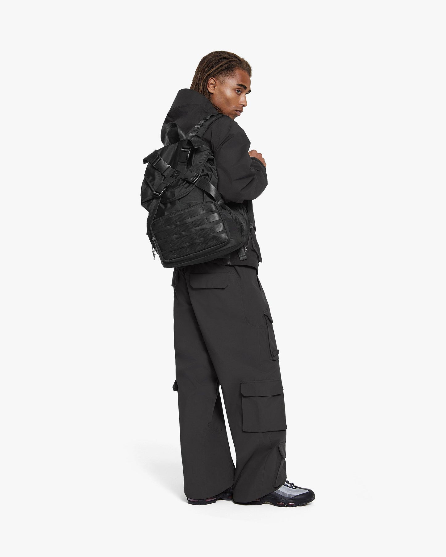 X BACKPACK BLACK