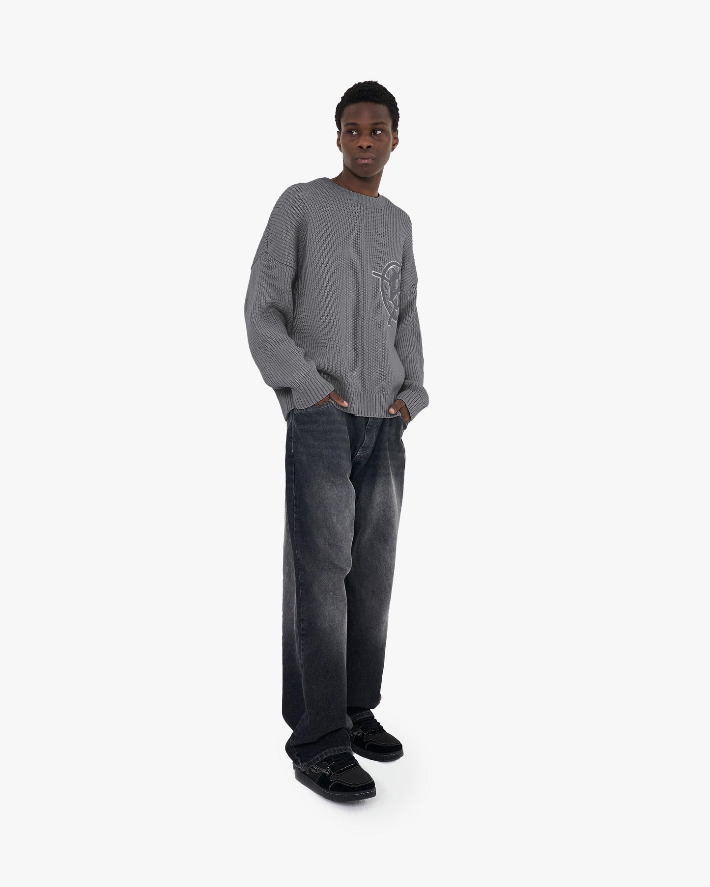 V-LOGO KNITWEAR DARK GREY