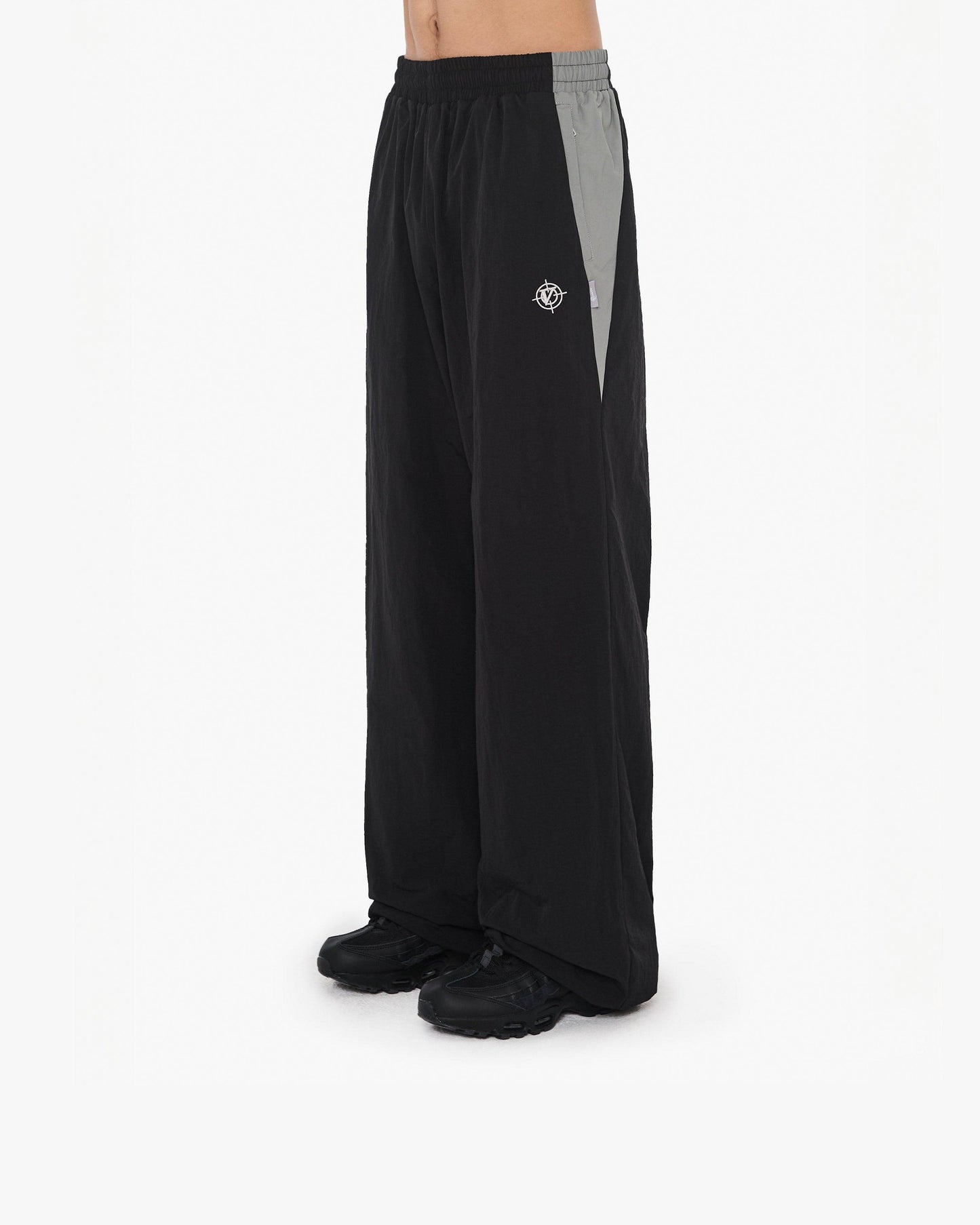 TRACK PANTS V2 BLACK