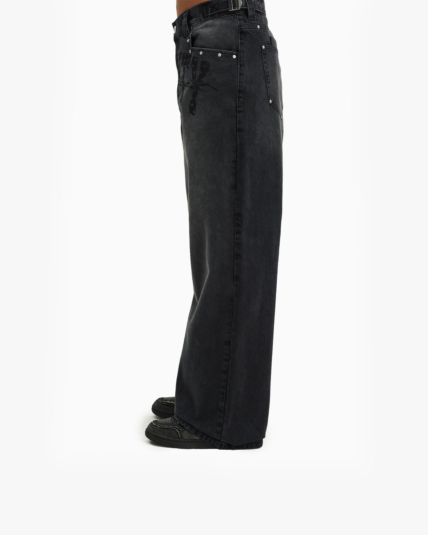 BISON DENIM BLACK