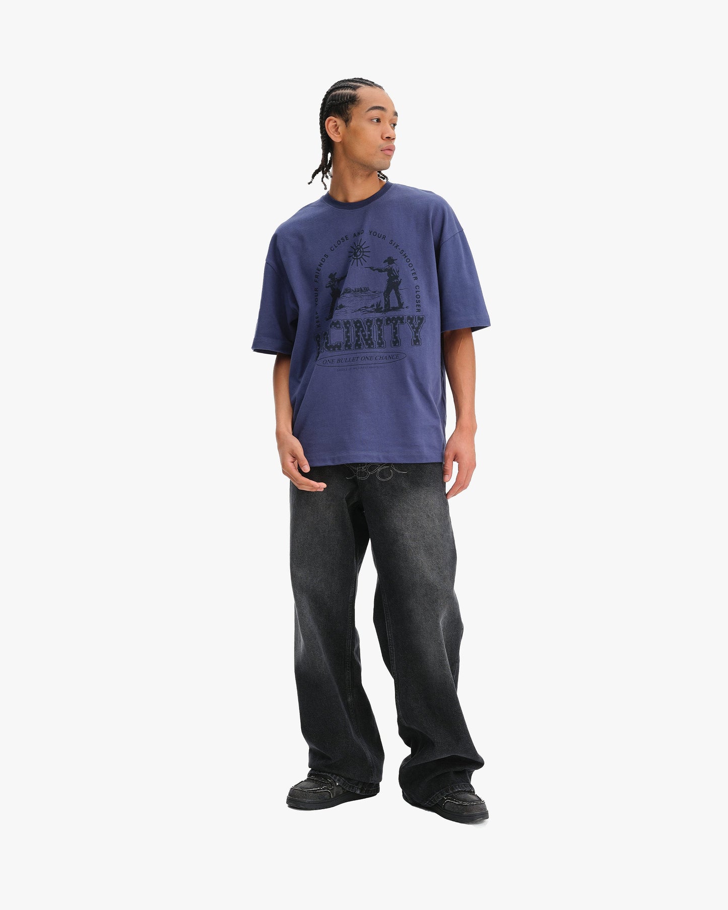 SIX SHOOTER DUEL TEE NAVY