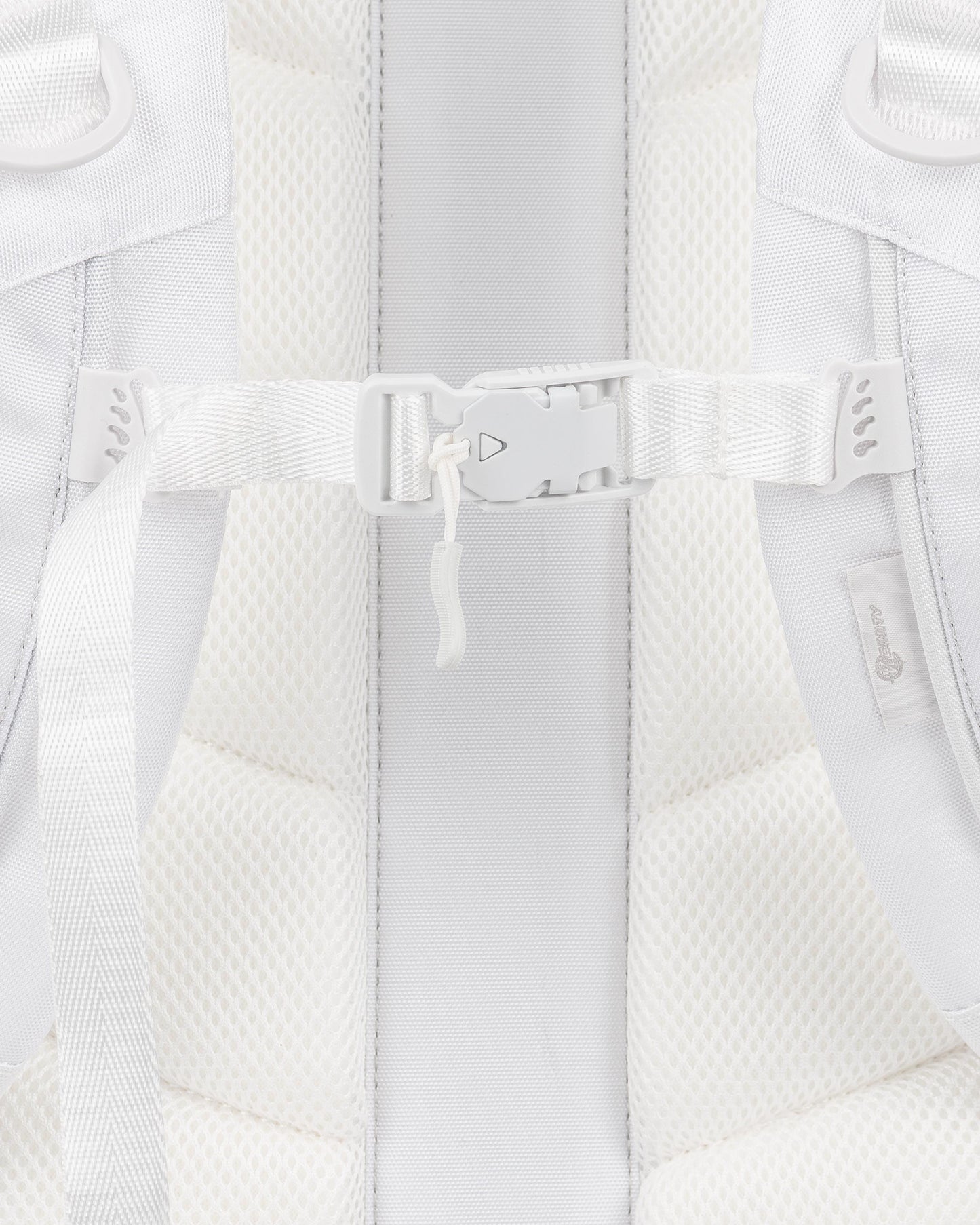 X BACKPACK WHITE
