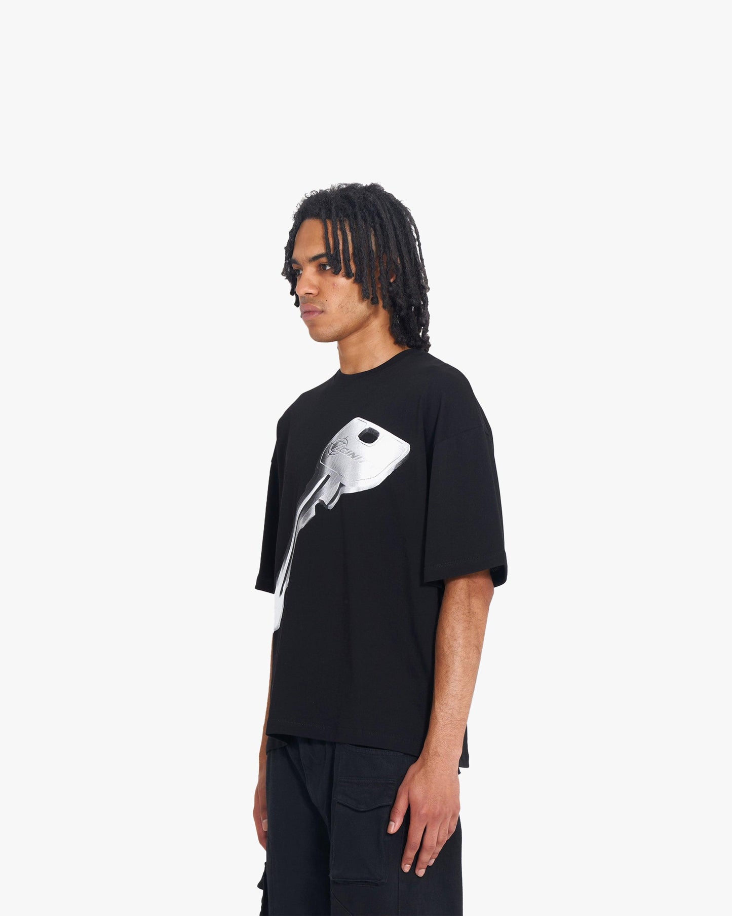KEY TEE BLACK