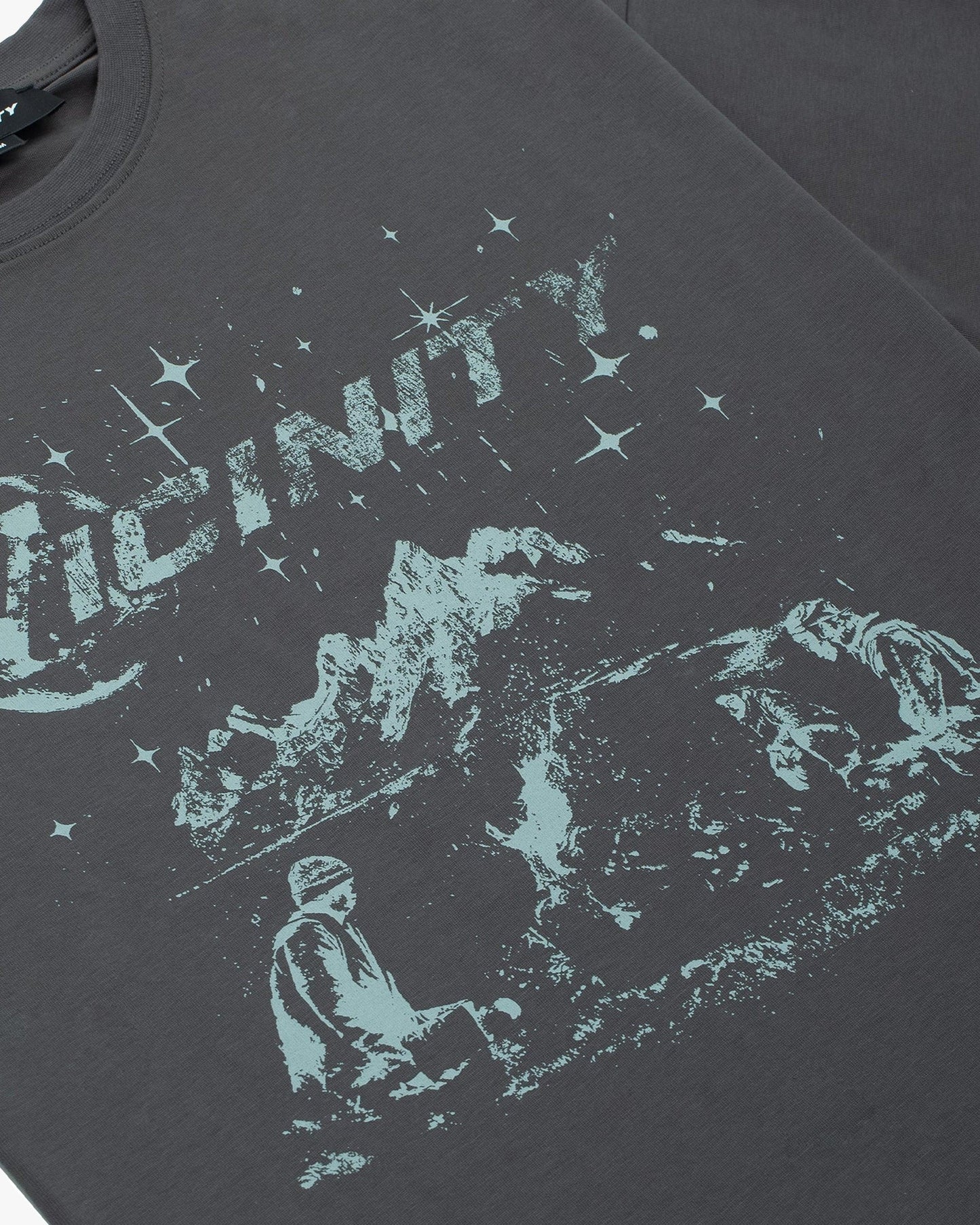 CAMPFIRE TEE DARK GREY