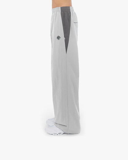 TRACK PANTS V2 BELUGA