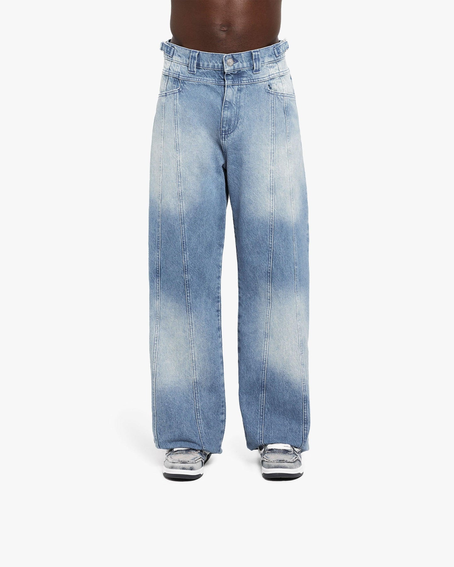 V-LOGO LIGHT BLUE DENIM