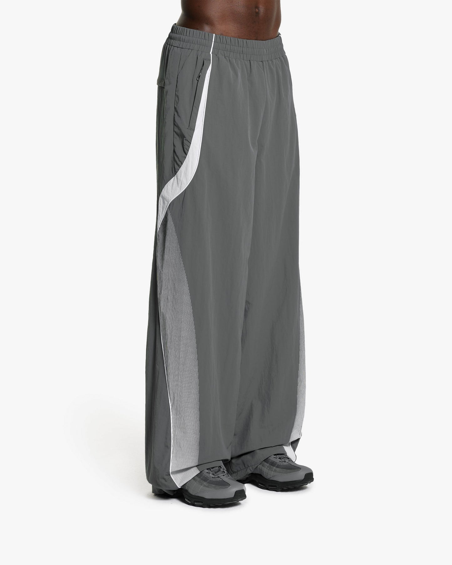 TRACK PANTS V4 GREY
