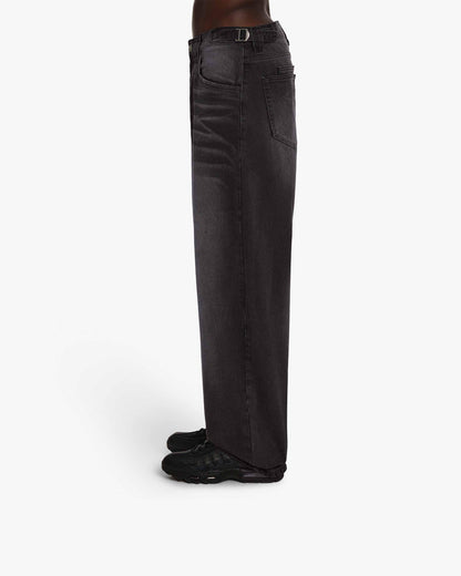FADED BLACK DENIM