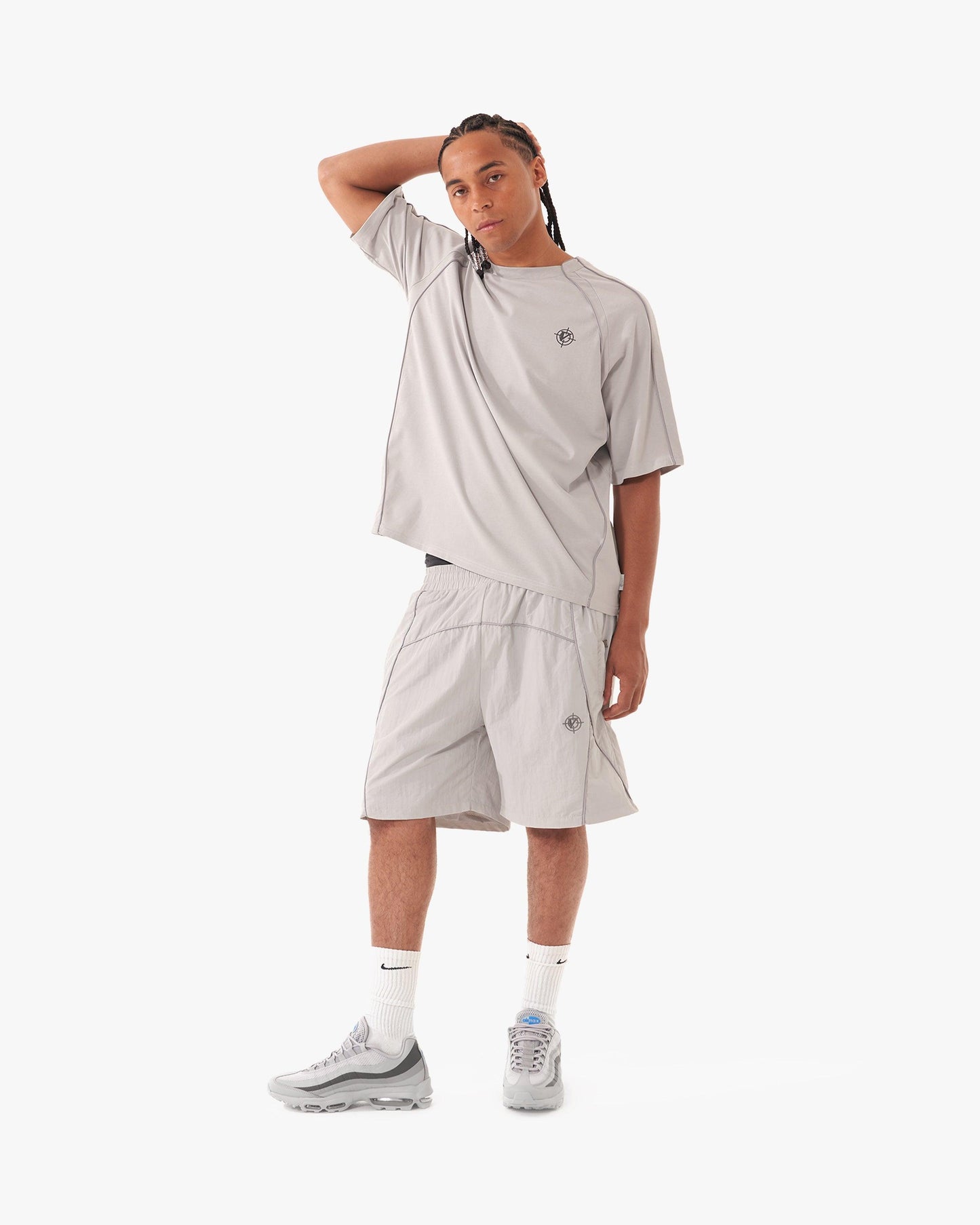 TRACK TEE GREY
